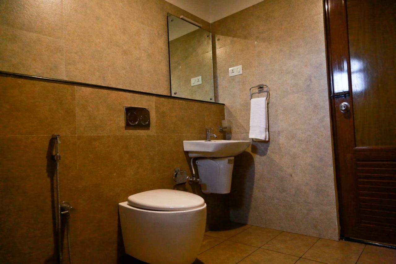 Hotel Kb Residency Kóžikkót Exteriér fotografie
